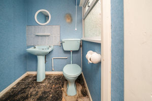 WC- click for photo gallery